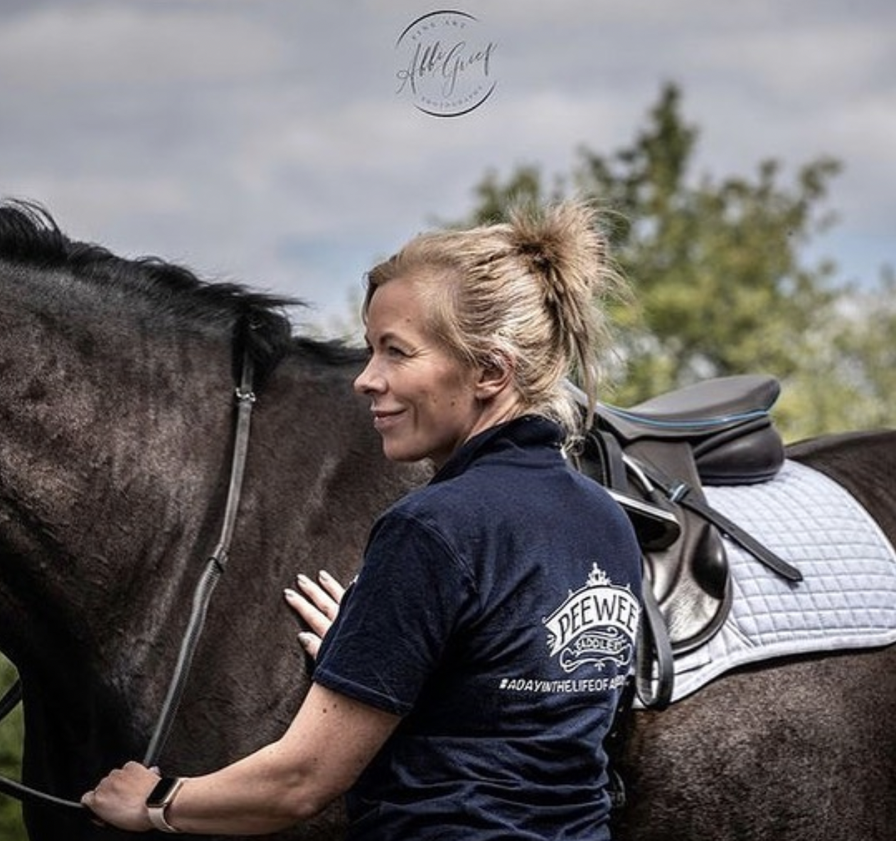 Poppy Webber Peewee Saddlery Hippo Horse Showers